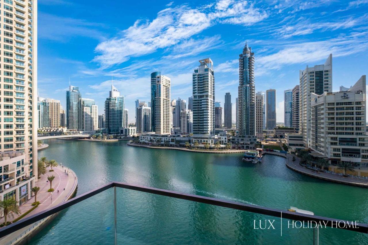 Lux - Contemporary Suite With Full Marina View Dubai Bagian luar foto