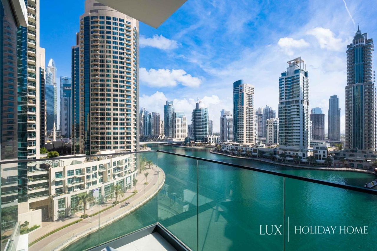 Lux - Contemporary Suite With Full Marina View Dubai Bagian luar foto
