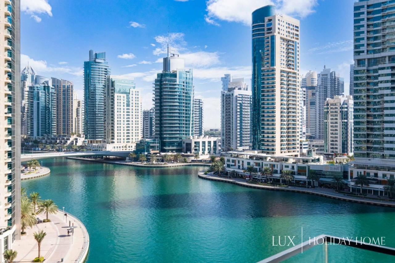 Lux - Contemporary Suite With Full Marina View Dubai Bagian luar foto
